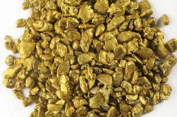 Haufen alluvialer Goldnuggets — Stockfoto