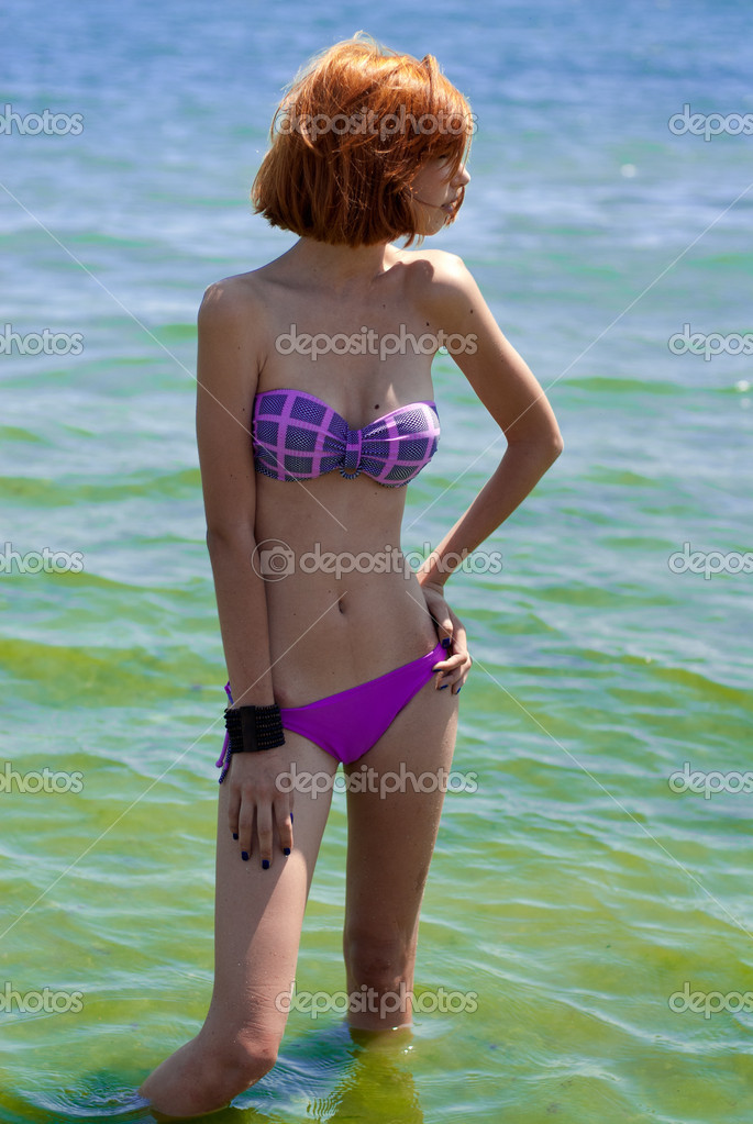 younf redhead nake wild
