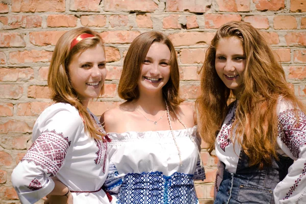 Happy smiling teenagers - young ladies summer outdoors portrait — Stock Photo, Image