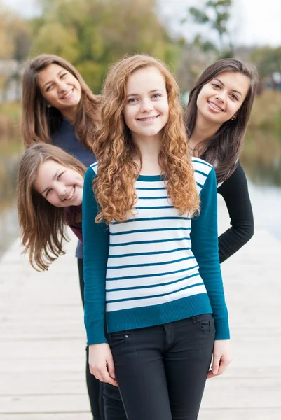 Happy teenage friends — Stock Photo, Image