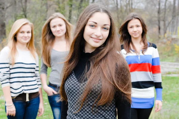 Amigos adolescentes — Fotografia de Stock