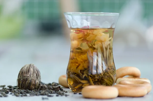 Стакан китайского чая — стоковое фото