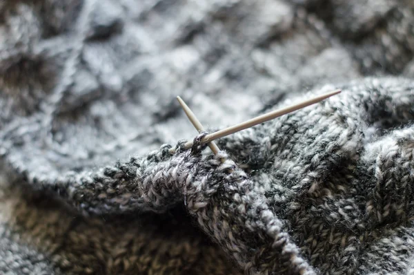 Détail du pull en tricot tissé artisanal — Photo