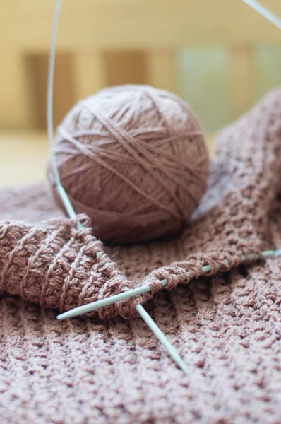 Detal, tkaniny rzemiosła drutach sweter — Zdjęcie stockowe