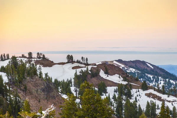 Snow on Mount Lassen in the national park — Stock Photo, Image