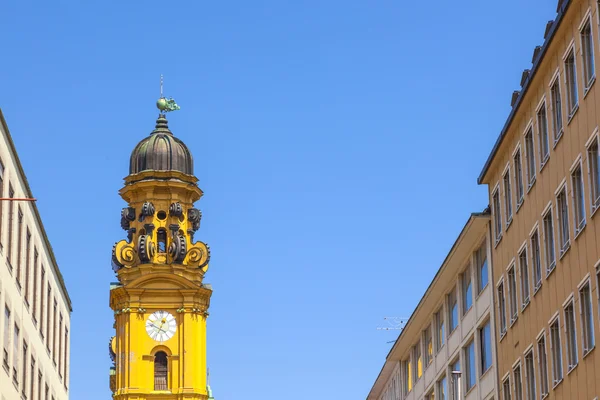 Beroemde Theatijnen kerk in München — Stockfoto