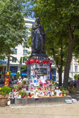 unutmayın michael jackson ile posta kartları ve kişisel let