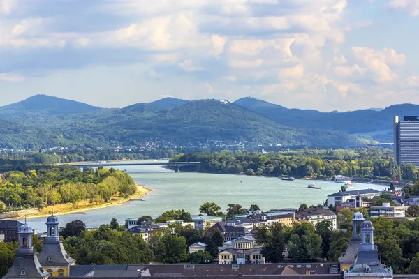 Antenn av bonn, den forna huvudstaden i Tyskland — Stockfoto