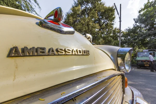 Ambassador car parks at the street — Stock Photo, Image