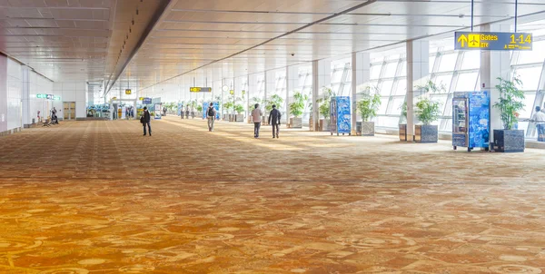 Sala dell'aeroporto a Delhi — Foto Stock