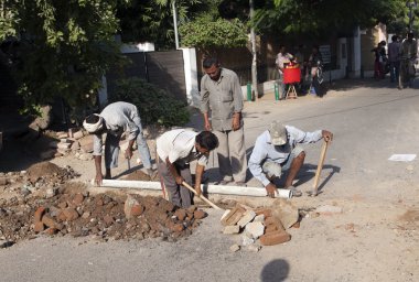 işçi onarım drenaj sistemi