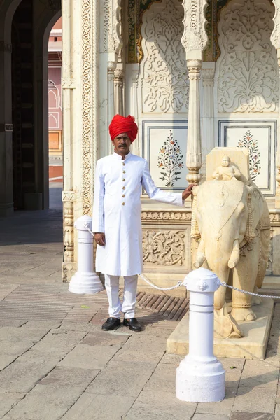 Indian welcome from guard in typical indian dress — Stock Photo, Image