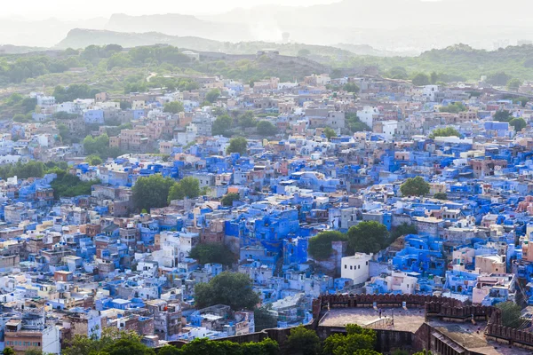 Jodhpur de "blauwe stad" in de Indiase staat rajasthan in india — Stockfoto