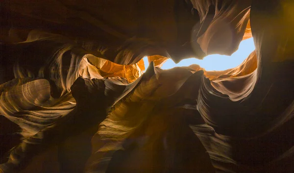 Antilopen canyon, de wereld beroemde slot canyon — Stockfoto