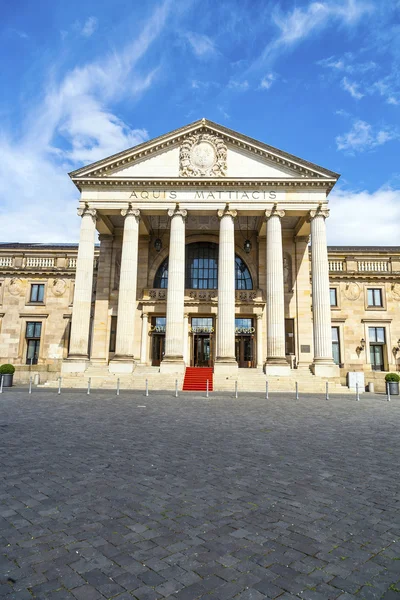 Berömda casino i wiesbaden — Stockfoto