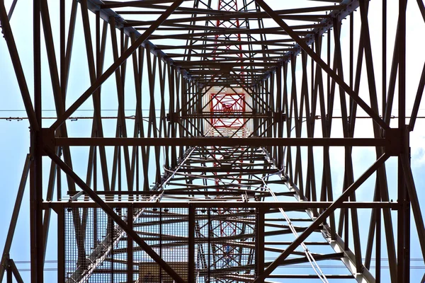 Electricity tower with blue sky — Stock Photo, Image