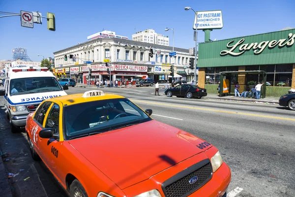 Midday view to the crossing in the mexican part of LA at Langers — Stock Photo, Image