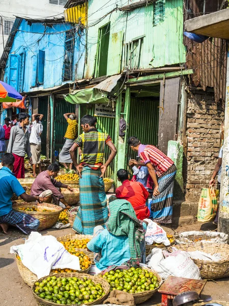 Op de oude markt in dakha, bangladesh — Stockfoto