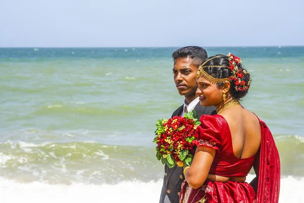 Pareja recién casada —  Fotos de Stock