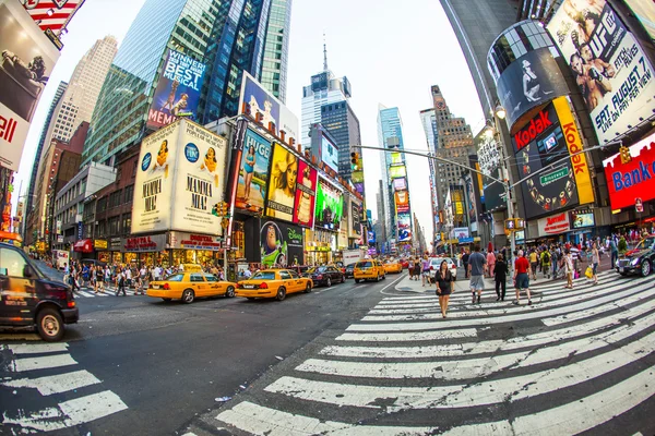 Times Square em Nova York em luz da tarde — Fotografia de Stock