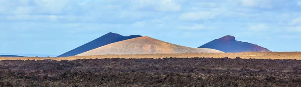 Vulkaniskt område i lanzarote — Stockfoto