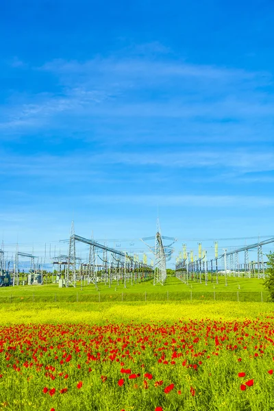 Kraftwerk und Verteilstation — Stockfoto