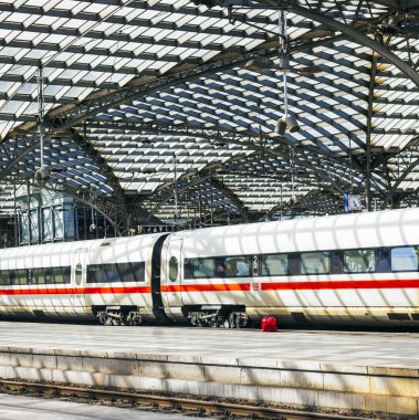 Merkez Tren İstasyonu Tren kalkıyor