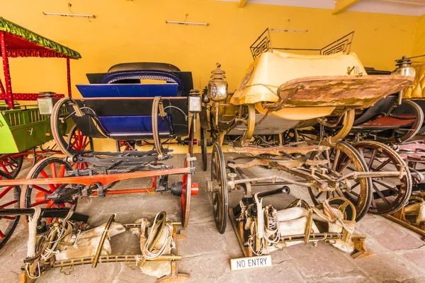 Collection of coaches in the City Palace in Jaipur, India. — Stock Photo, Image