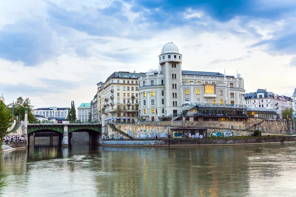 d riverside gözlemevinde ile eski tarihi bina