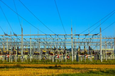 Tarım alanında elektrik santrali