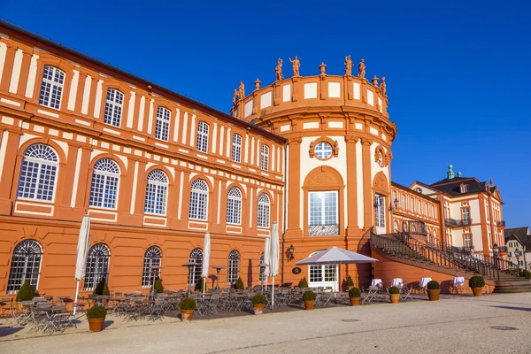 El palacio de Wiesbaden Biebrich, Alemania — Foto de Stock