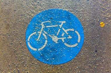 yol ve bikelane sembolü