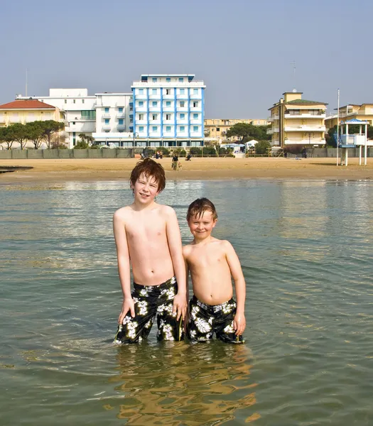 Broeders in de zee — Stockfoto