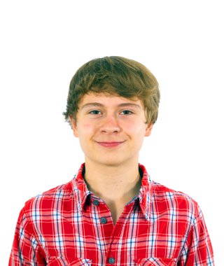 Stüdyoda gülümseyen yakışıklı çocuk