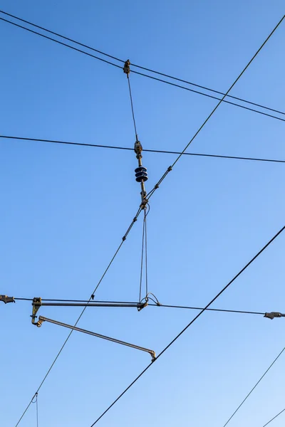 Railroad overhead lines against clear blue sky — Stock Photo, Image