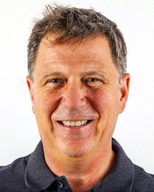 siyah eğlence gömlek gülümseyen yakışıklı