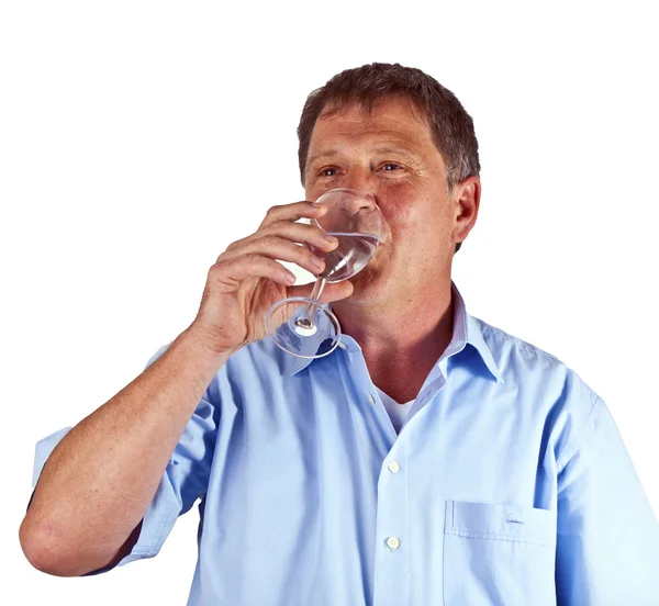 Homem sedento bebendo de um copo de vinho — Fotografia de Stock