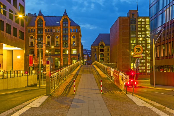 Speicherstadt in Hamburg by night — Stock Photo, Image