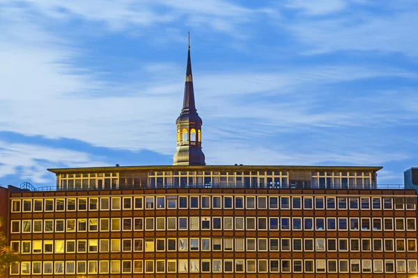 Speicherstadt v Hamburku v noci — Stock fotografie