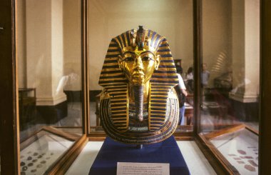 Gold Mask of Tutankhamun clipart