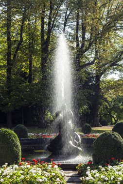 bolongaro park içinde ünlü Neptün Çeşmesi