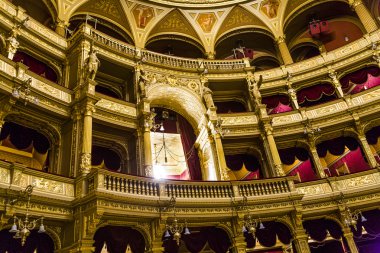 Budapeşte'de eski devlet opera opera binası