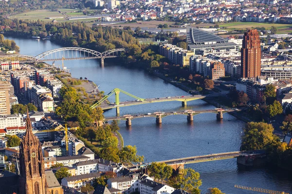 Légi Frankfurt egy fő tekintettel a folyó fő — Stock Fotó