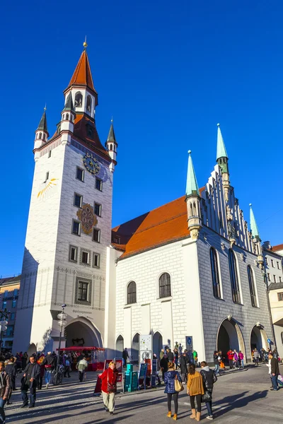 Vista al antiguo ayuntamiento de Munich — Foto de Stock