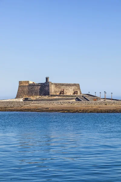 Замок Castillo de San Gabriel в Arrecife, Лансароте, Канарські є — стокове фото