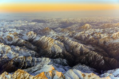 Taşkent, Çin ve kirgistan, covere Dağları nın hava