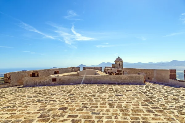 Santa barbara kasteel op de guanapay berg, teguise, lanzarot — Stockfoto