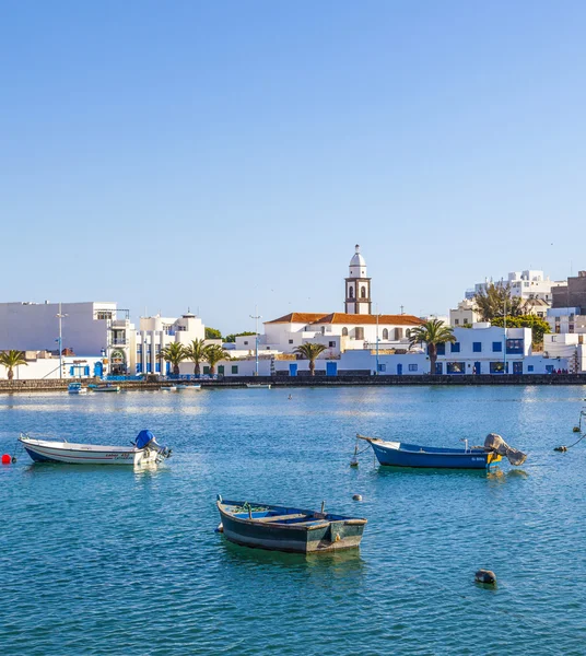 Barcos em Charco de San Gines, porto velho em Arrecife — Fotografia de Stock