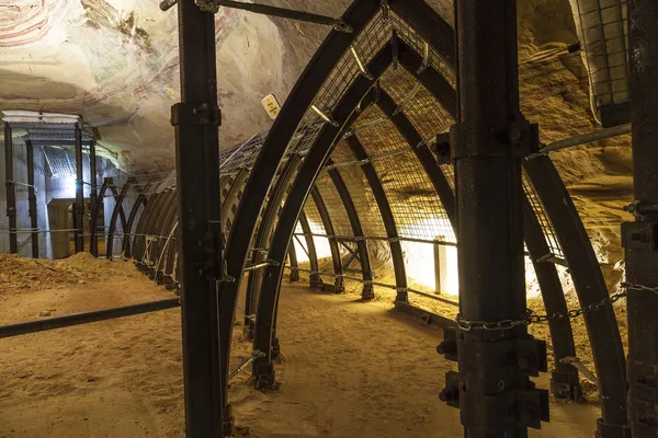 Berömda schlossberghoehle av sandsten i homberg — Stockfoto