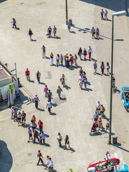 Frankfurt, Almanya - 11 Haziran: yürüyüş boyunca zeil midda içinde — Stok fotoğraf